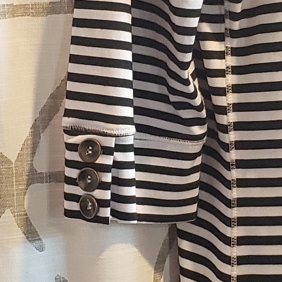 Simply Noelle black & white knit tunic dress - Picture 3 of 9